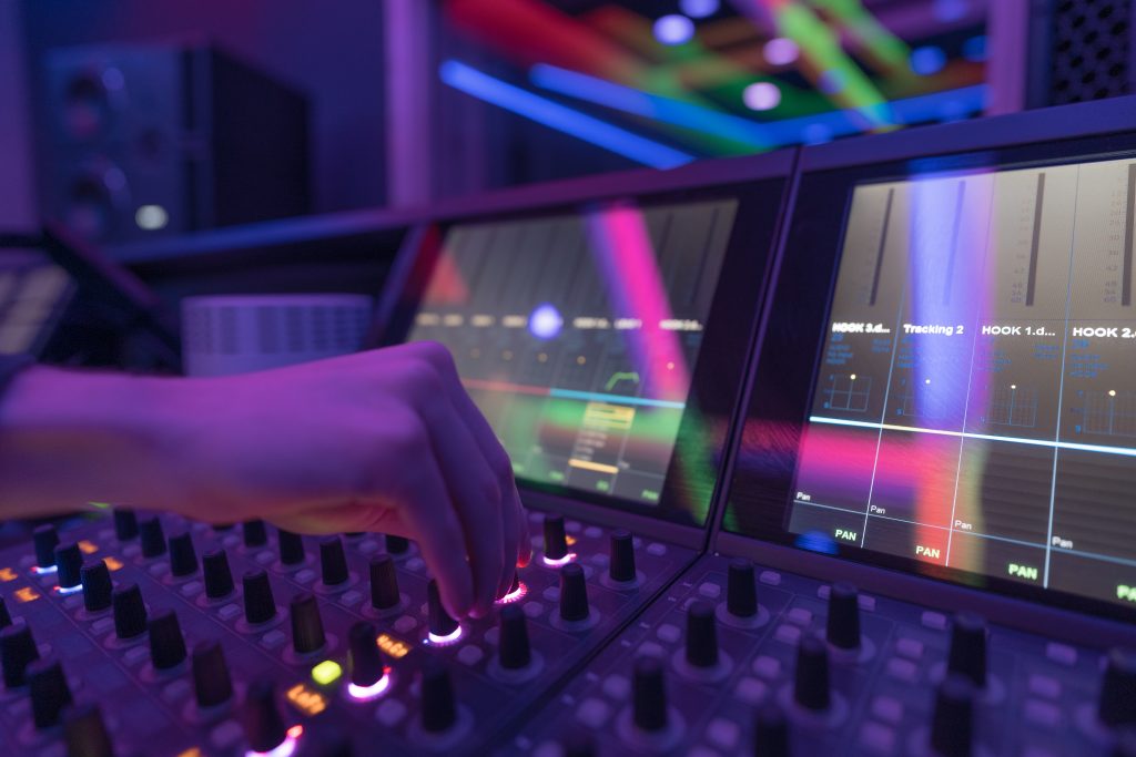 studio 7