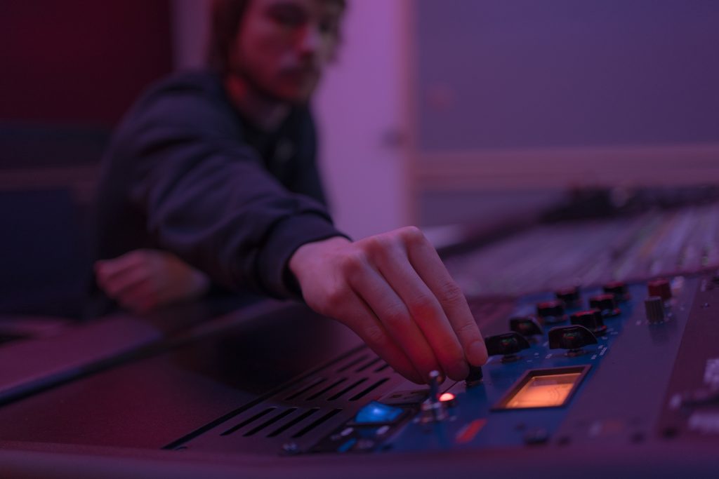 studio 8